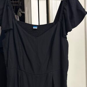 Old Navy Black Ruffle Sleeve long jumper